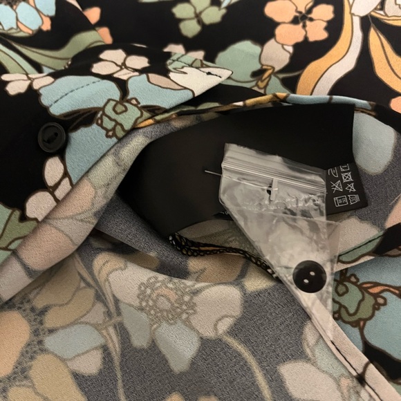 Finders Keepers Sylvie Top & Short Set - Picture 6 of 10